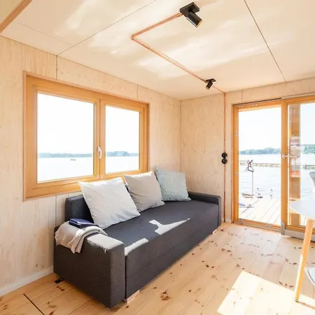 Hausboot Alma Botel Schleswig