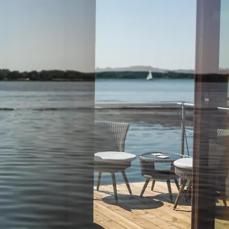 Hausboot Alma Botel