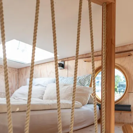 Hausboot Alma Botel Schleswig